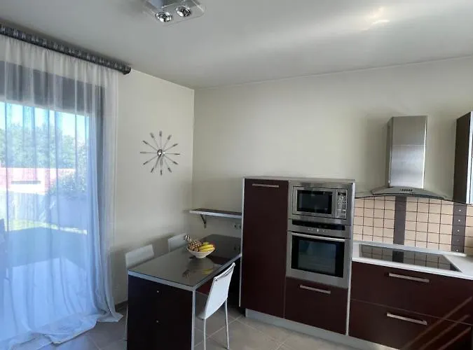 Willa Evi Ixia (Rhodes)