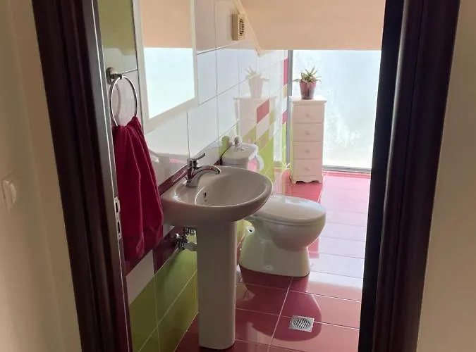 Evi Willa Ixia (Rhodes)