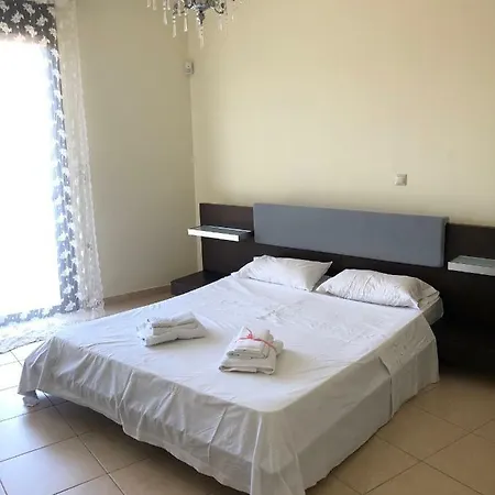Vilă Evi *
